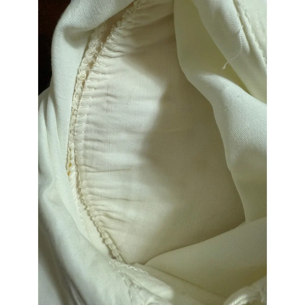 Ivory Bejeweled Button‎ Blouse Cropped Style small Spring Street